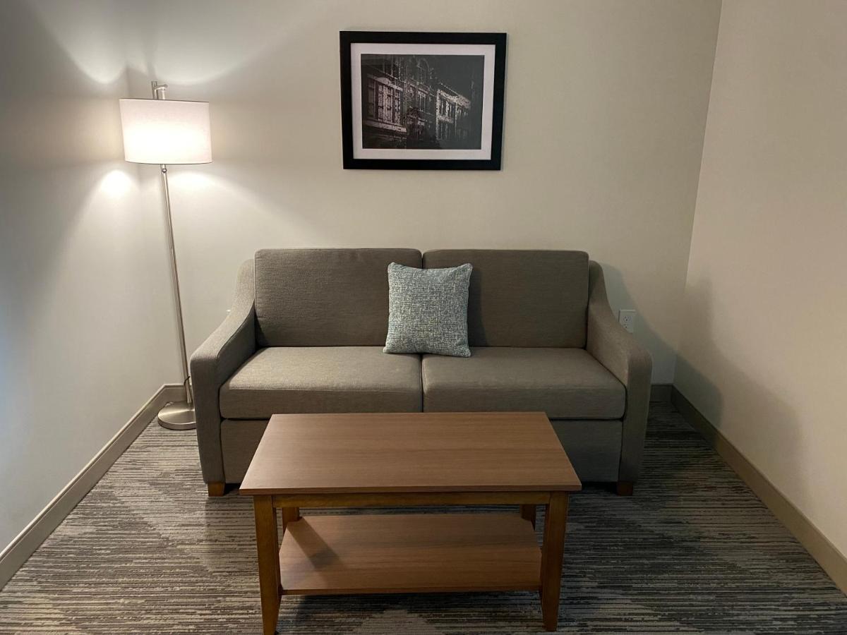 Comfort Inn & Suites Gallatin - Nashville Metro ภายนอก รูปภาพ